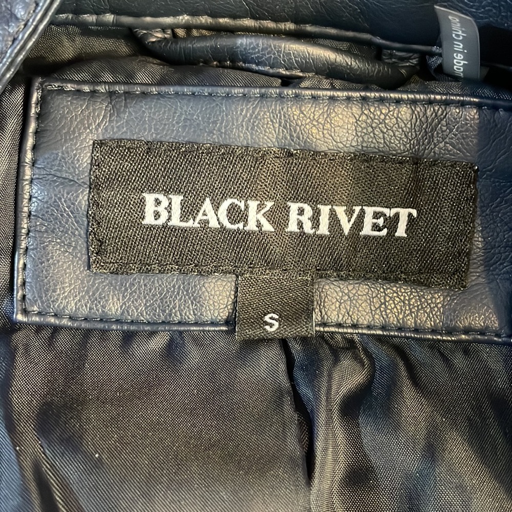 Black Rivet jacket - Picture 8 of 10